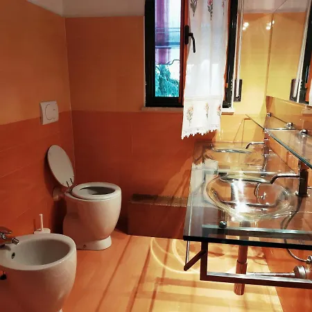 Casa Mirella דירה *